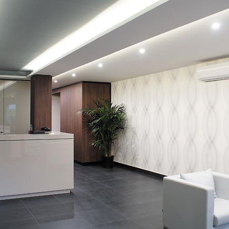 Hotel Leopardi Pomigliano d'Arco Esterno foto