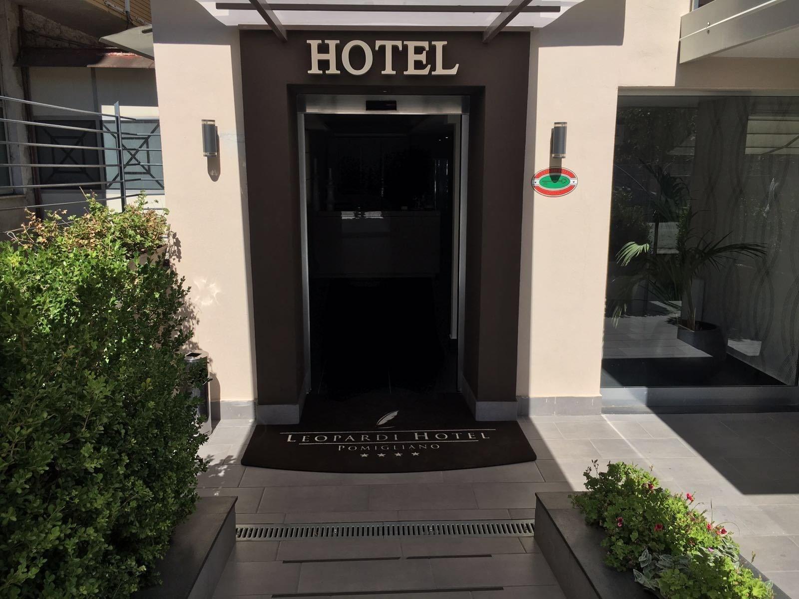 Hotel Leopardi Pomigliano d'Arco Esterno foto