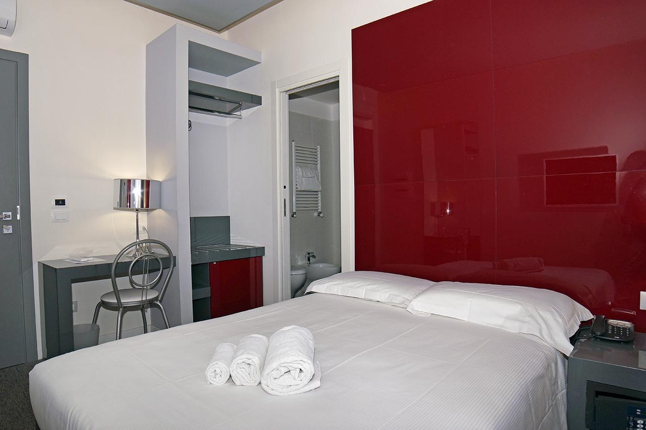 Hotel Leopardi Pomigliano d'Arco Esterno foto